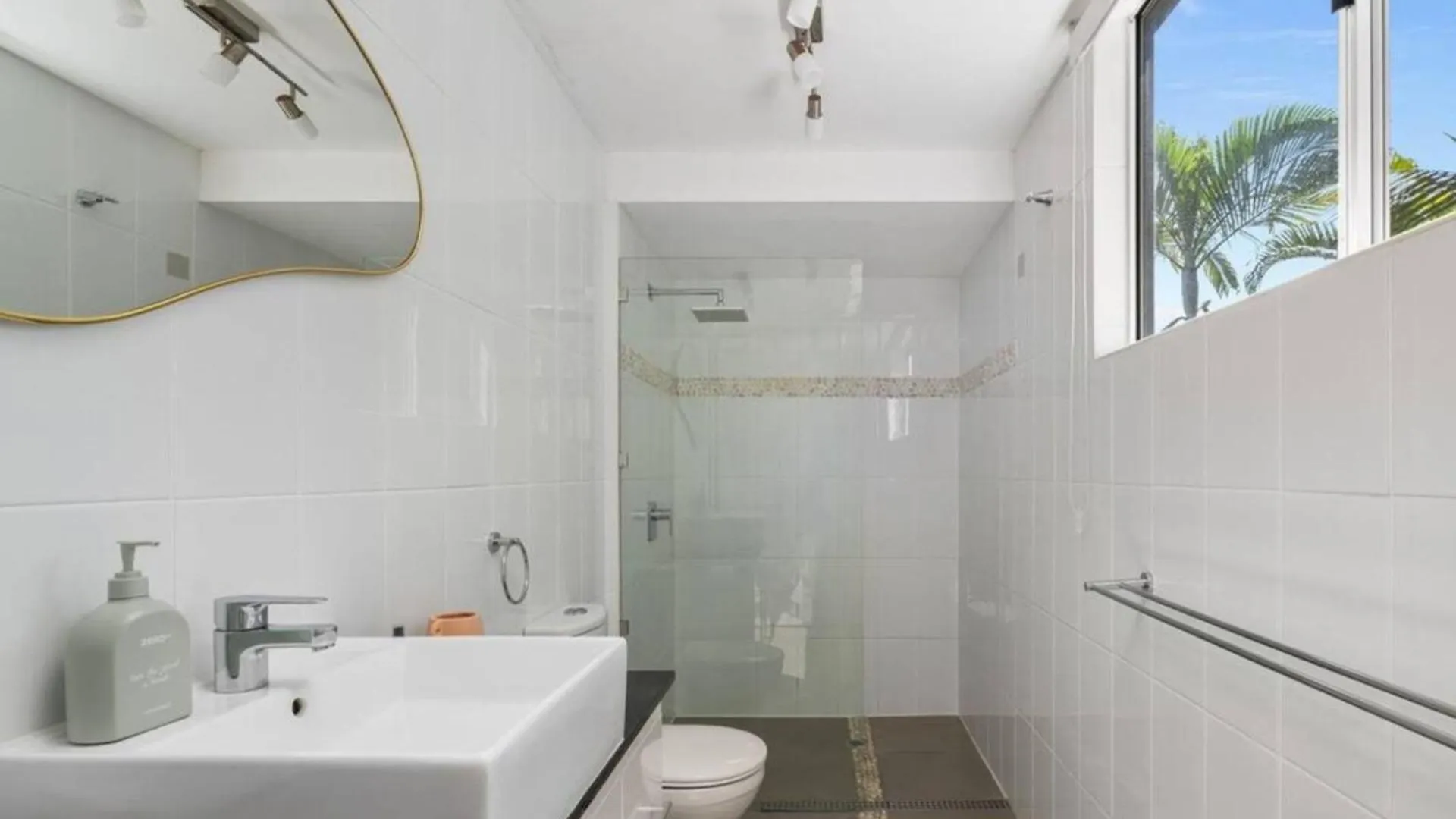 282 David Low Way Peregian Beach